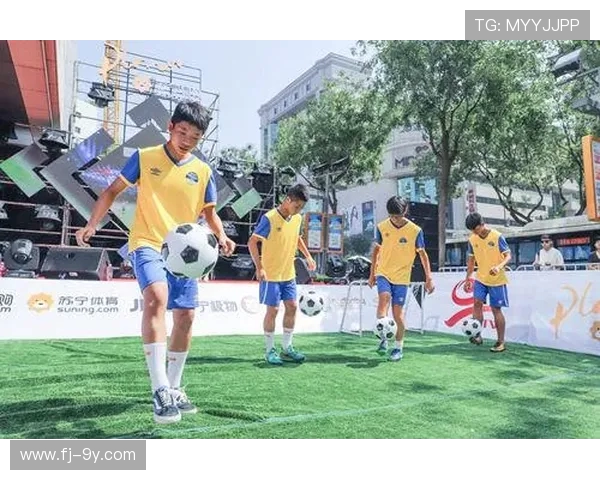 围绕足球跑步迈开腿技巧解析助你全面提升场上奔跑姿势与速度表现